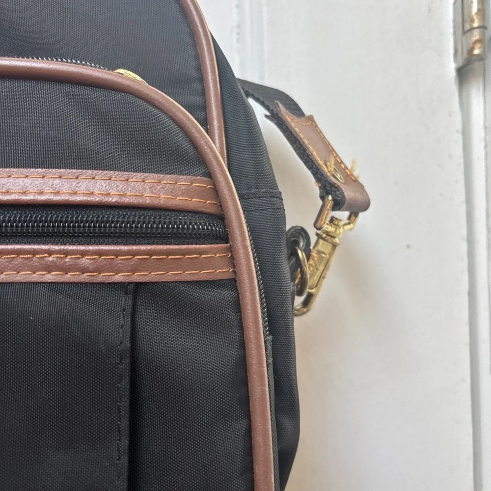 Vintage LARK Luggage Bag Small Suitcase /Briefcase 90s Black Nylon. 14 X‎ 18